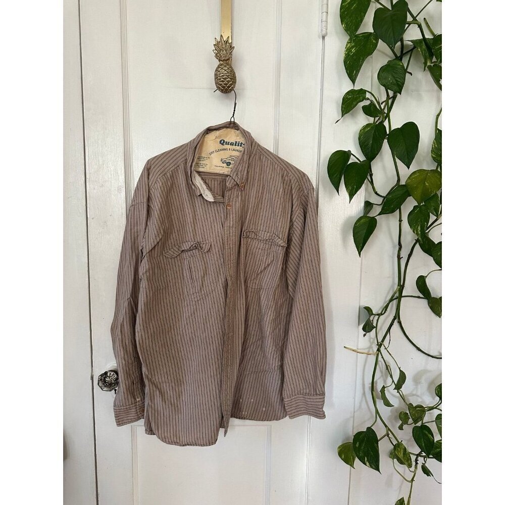 St. John’s Bay men’s size extra large, long sleeve shirt